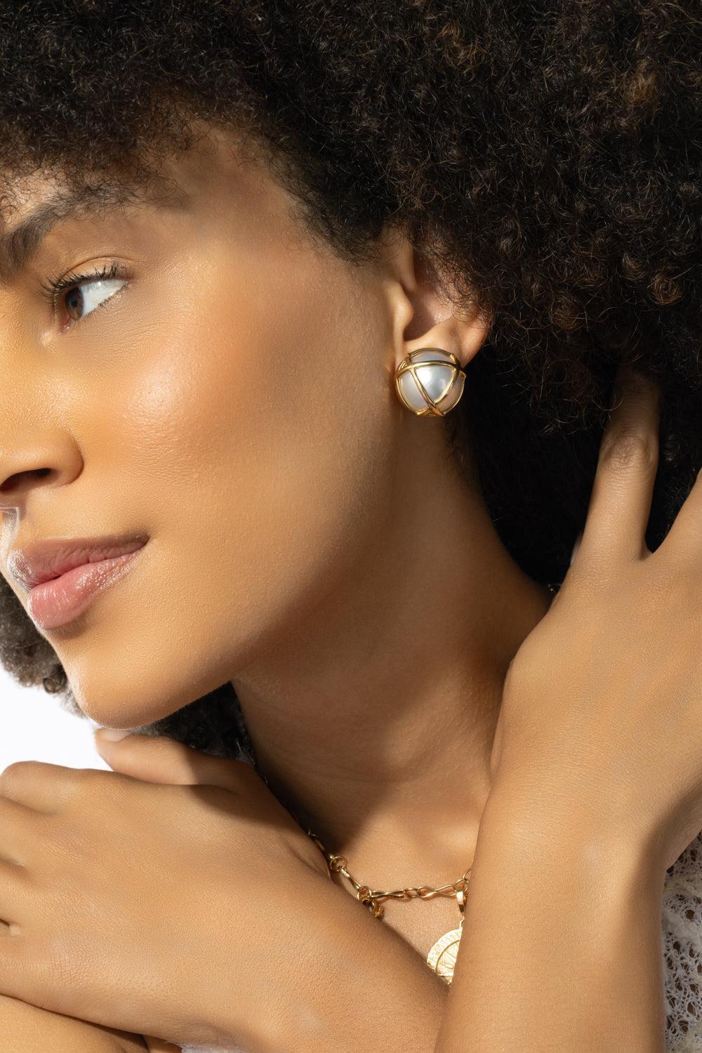 Caged Pearl Earrings-YELLOW GOLD-JEWELRYFINE JEWELEARRING-VERDURA