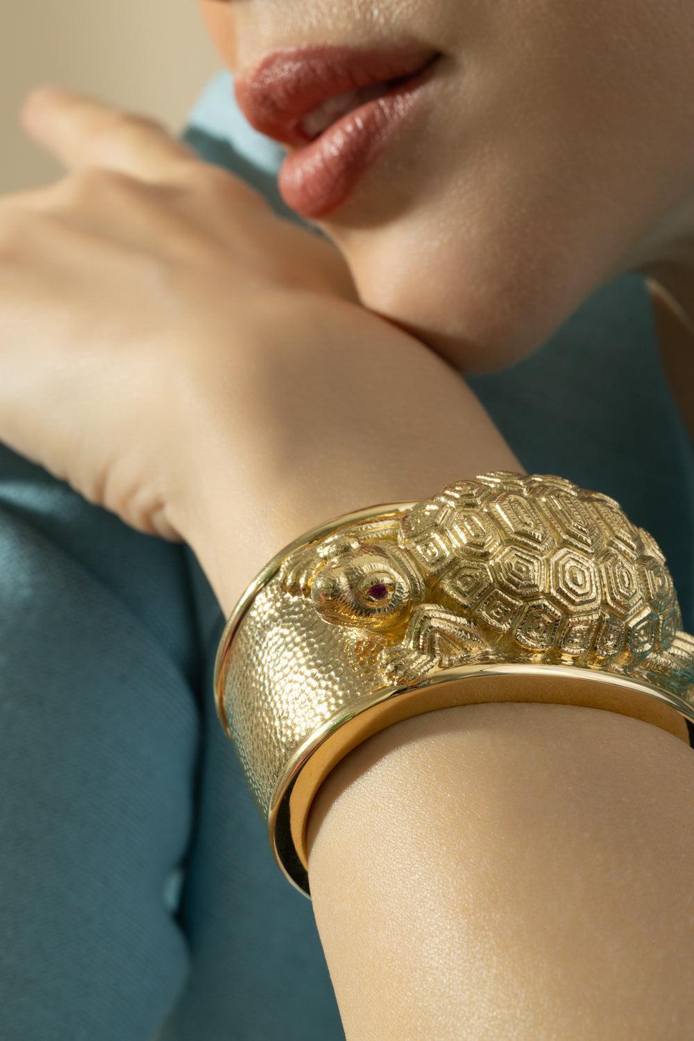 Tortoise Repousse Bracelet-YELLOW GOLD-JEWELRYFINE JEWELBRACELET O-DAVID WEBB
