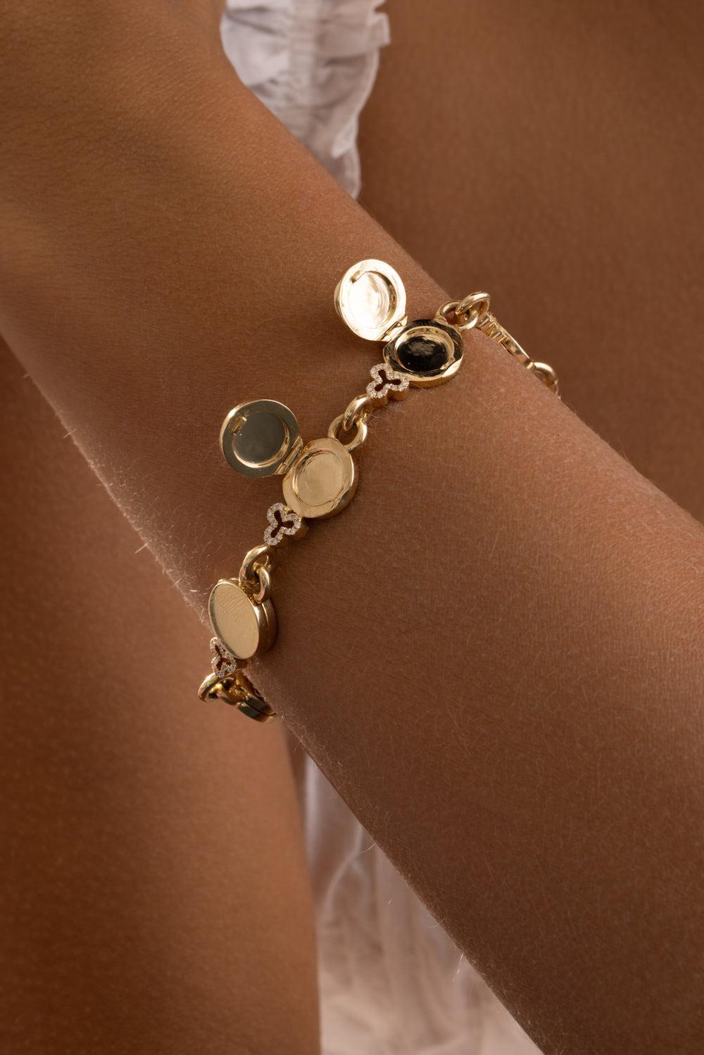 Locket Line Bracelet-YELLOW GOLD-JEWELRYFINE JEWELBRACELET O-DEVON WOODHILL