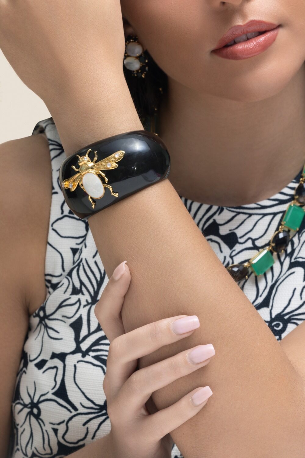 Pearl Bee Horn Cuff Bracelet-BLACK-JEWELRYBOUTIQUEBRACELET O-BOUNKIT JEWELRY