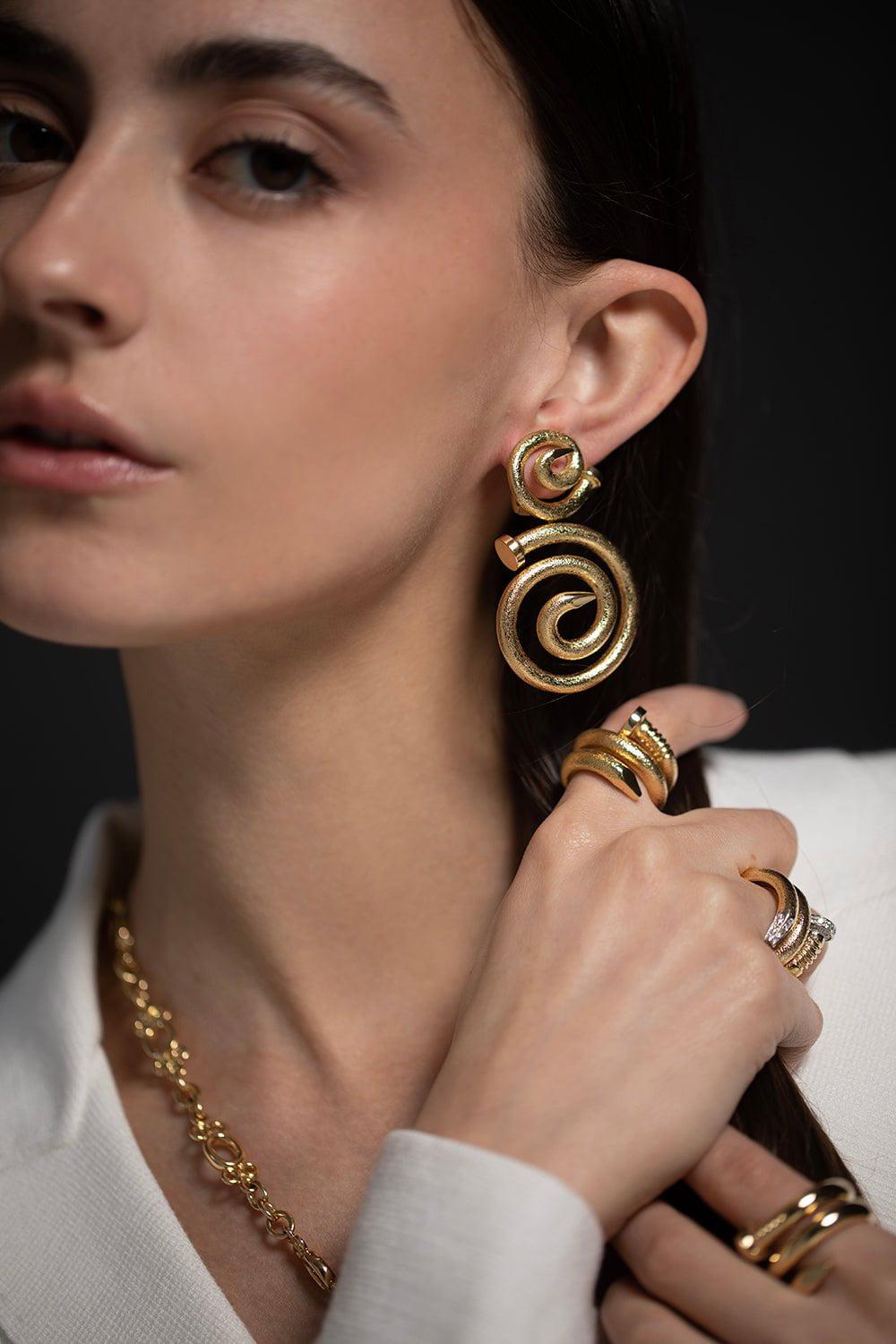 DAVID WEBB-Spiral Nail Earrings-YELLOW GOLD