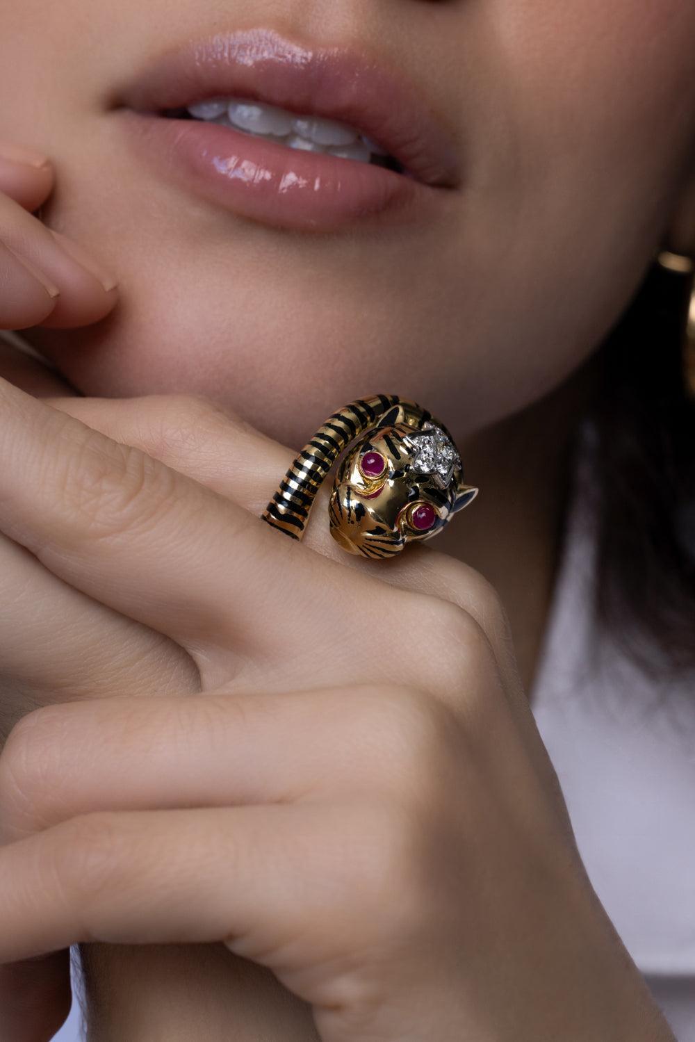 Ruby Black Wrap Tail Tiger Ring-YELLOW GOLD-5.5-JEWELRYFINE JEWELRING-DAVID WEBB