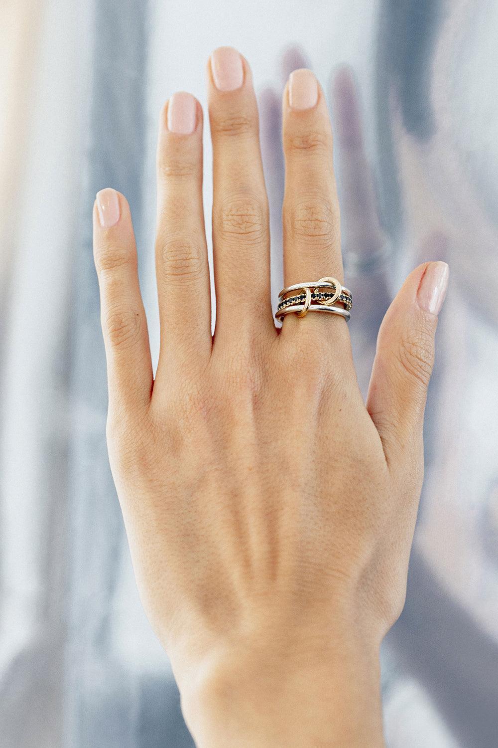 Tigiris SG Noir Three Link Ring-YELLOW GOLD-7-JEWELRYFINE JEWELRING-SPINELLI KILCOLLIN