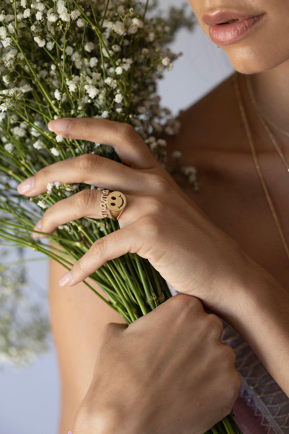 SYDNEY EVAN-Pure Happy Face Signet Ring-YELLOW GOLD