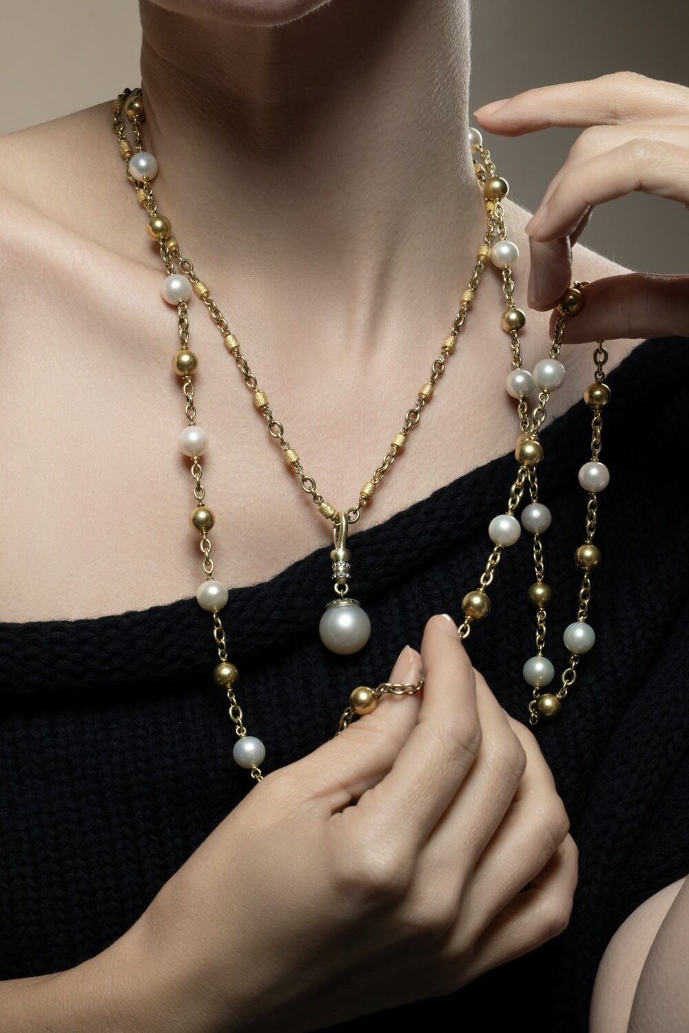 Diamond Pearl Pendant-YELLOW GOLD-JEWELRYFINE JEWELPENDANT-SYLVA & CIE